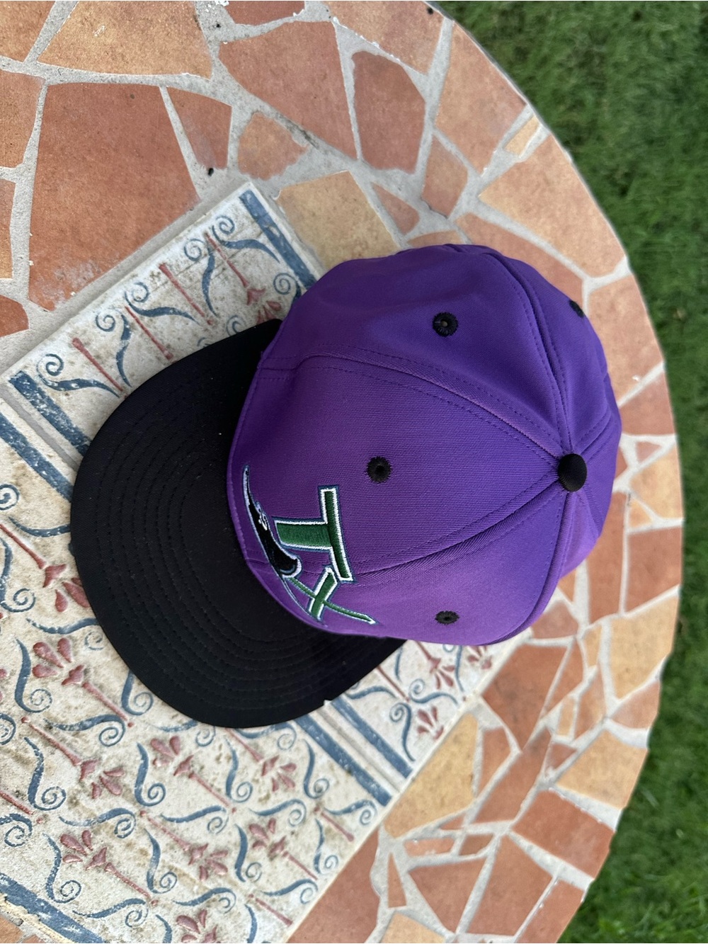 VINTAGE Tampa Bay Devil Rays 0% Hat Purple Black Flat Brim Fitted Cap